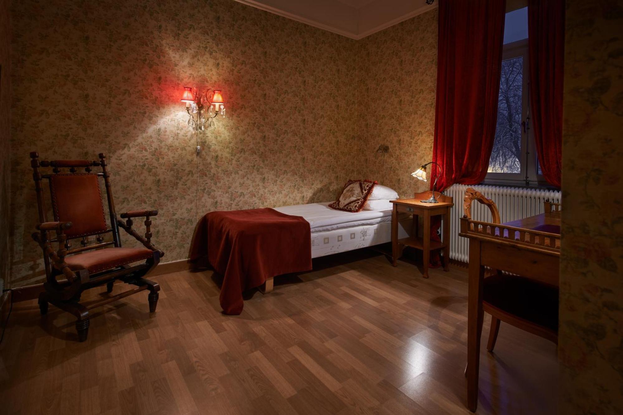 Hotell Laeckoe Lidkoping Exterior photo