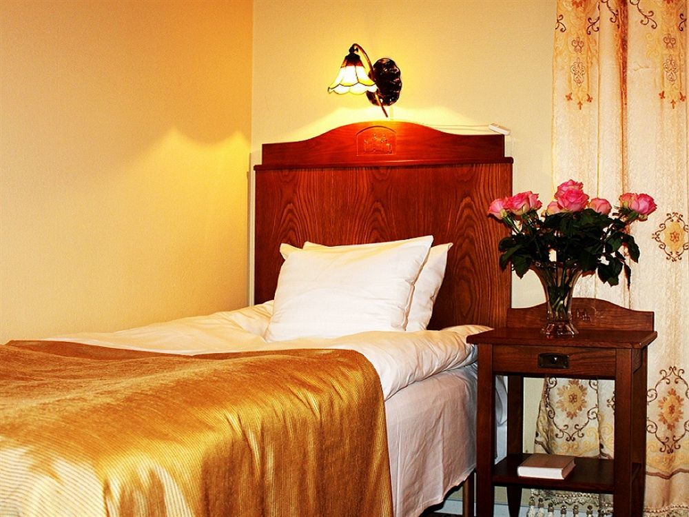 Hotell Laeckoe Lidkoping Exterior photo
